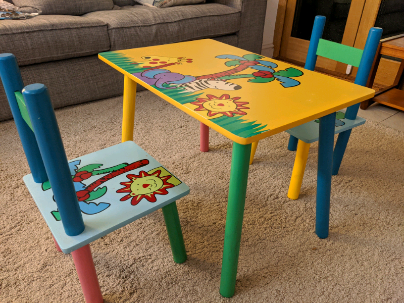 kids table and chairs gumtree